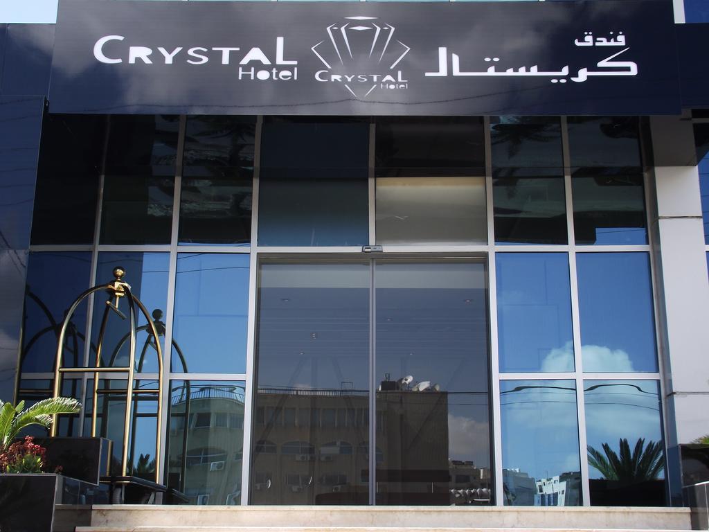 Crystal Hotel Аман Екстериор снимка